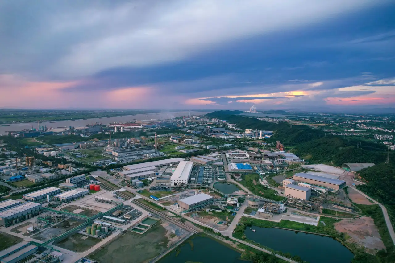 四川建筑企业劳务派遣用工风险管控与合规要点解析